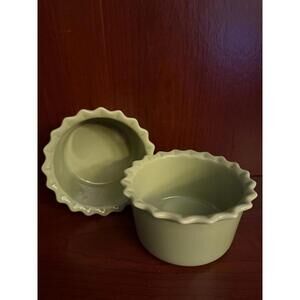 Chantal Ramekins Scalloped Rim Green 1.5 cup Mini Baking Dish (Set of 2)